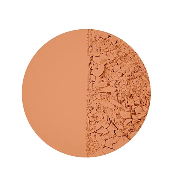 CHARLOTTE TILBURY AIRBRUSH FLAWLESS FINISH SETTING POWDER - Picture 3 of 3